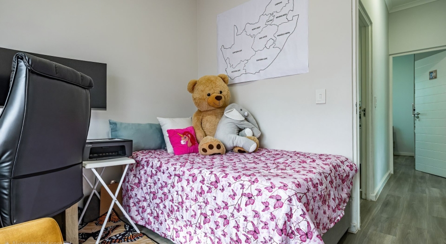 3 Bedroom Property for Sale in Burgundy Estate Western Cape